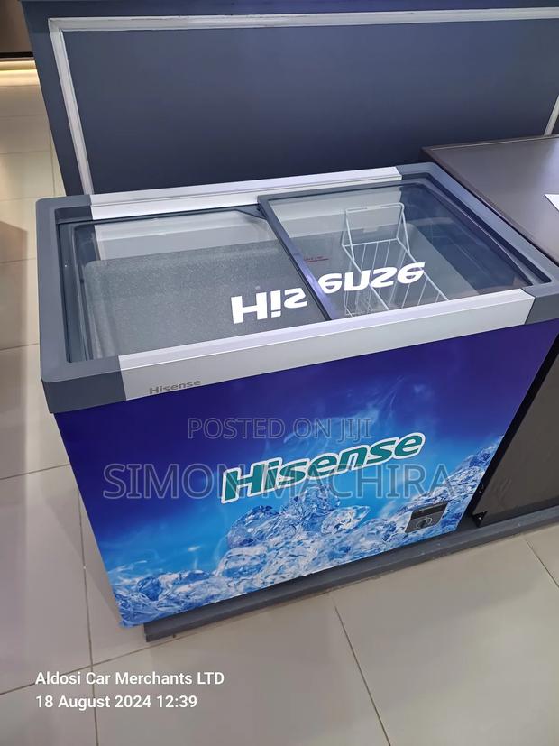 Glass Door Chest Freezer 198L - main view