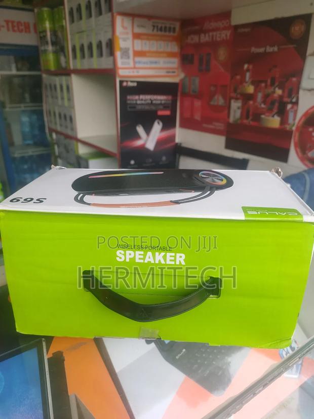 Calus Wireless Portable Bluetooth Speaker - thumbnail 2