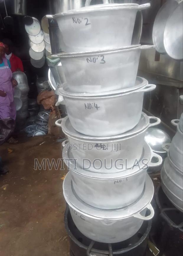 Aluminium Circular Shaped Pots/Sufuria. - main view