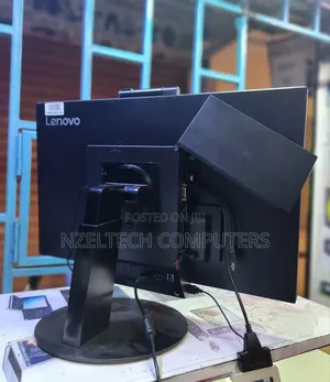 Desktop Computer Lenovo ThinkCentre 24 16GB Intel Core I5 SSD 256GB