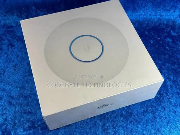 Ubiquiti Unifi U6 LR Access Point - main view
