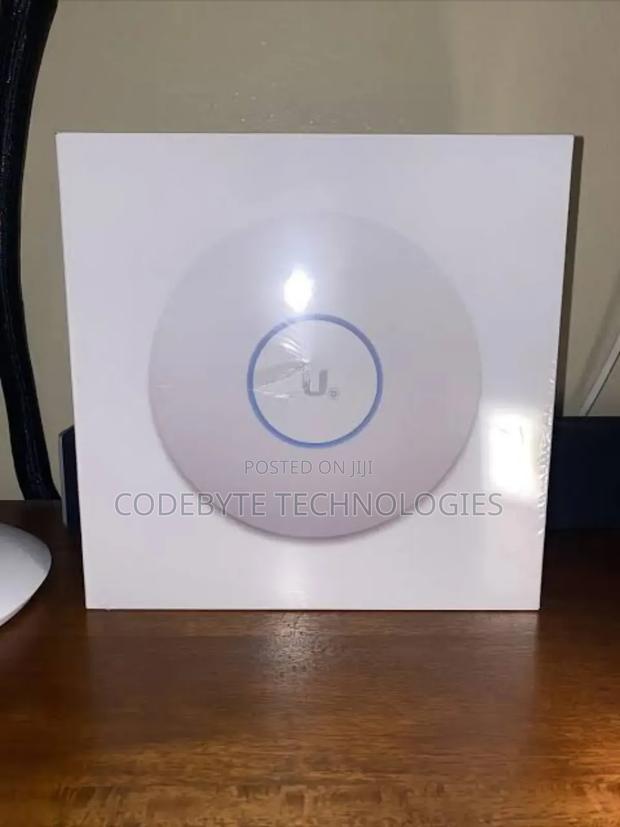 Ubiquiti Unifi U6 LR Access Point - main view