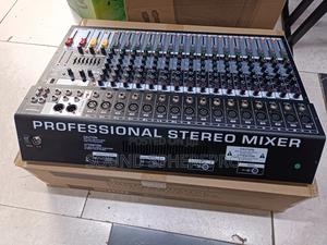 Mackiee GS-1600 16 Channel Plain Mixer - main view