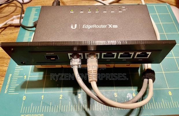 Ubiquiti Edgerouter X SFP - main view