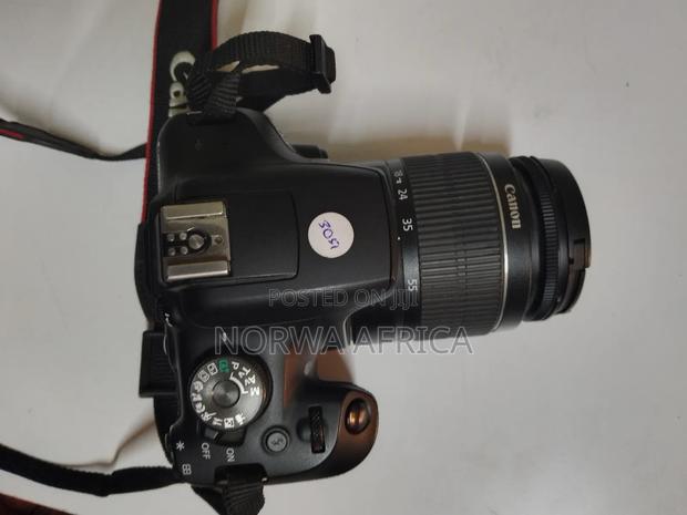Canon DSLR 2000D Camera - main view