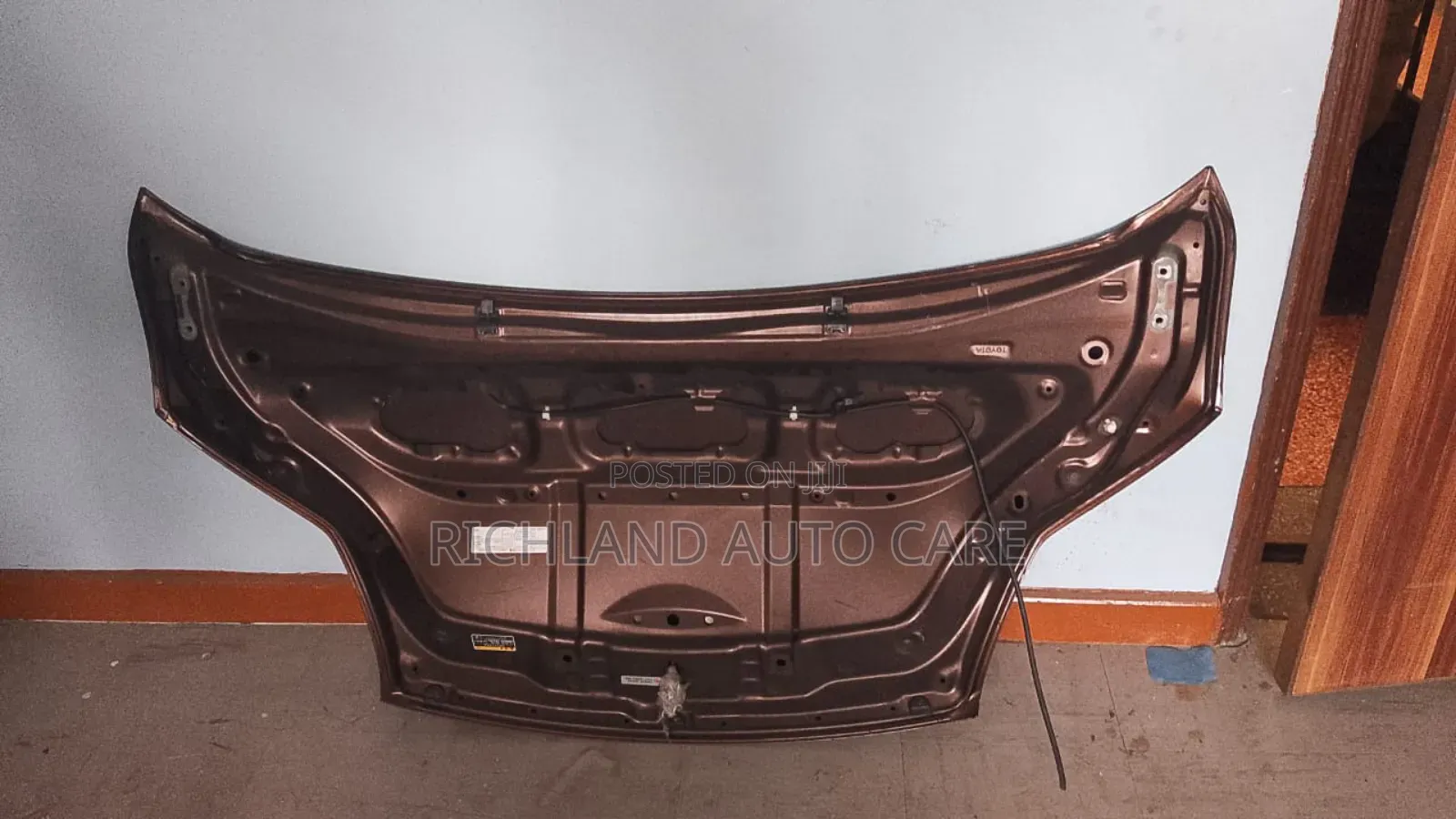 Bonnet Toyota Porte NCP141