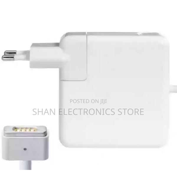 Macbook Pro 13” Adapter 60 Watt T Shaped Macbook Charger - main view