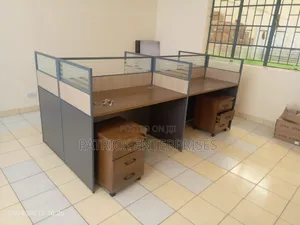 Executive Imported Modern 4 Way Workstation