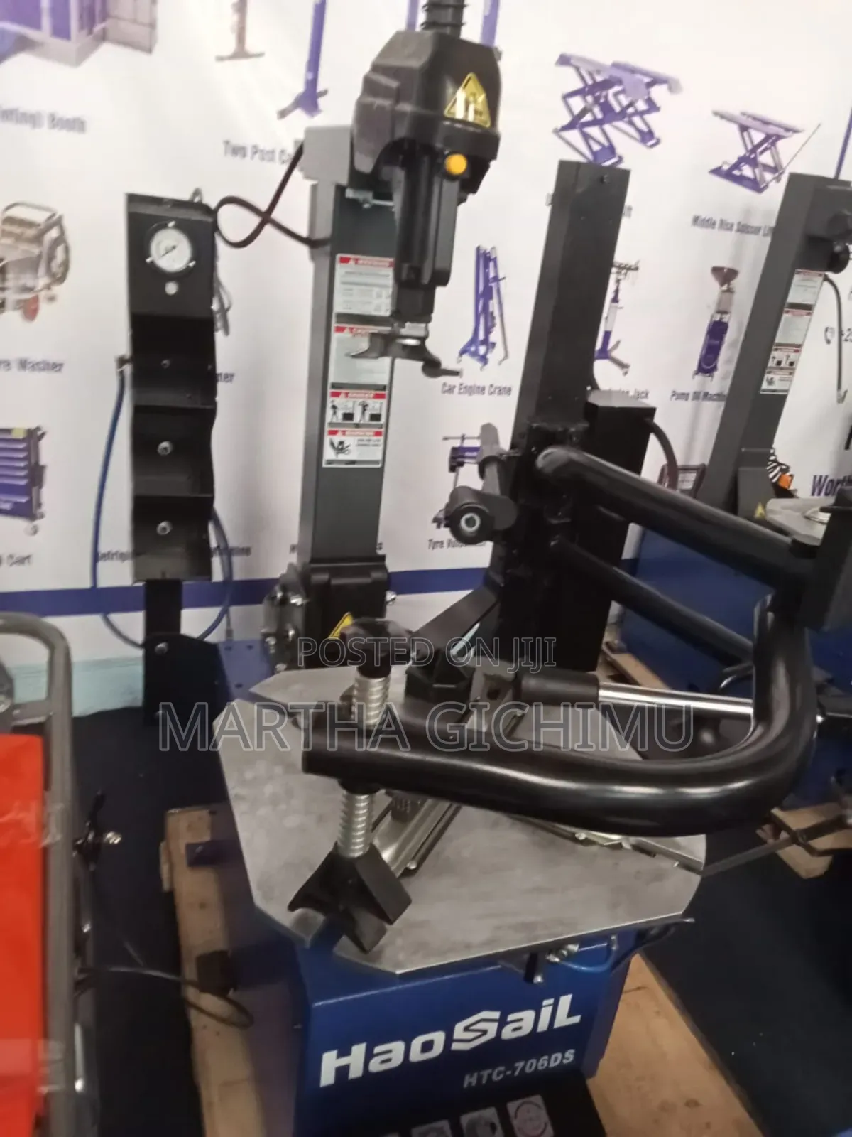 Tyre Changing Machine