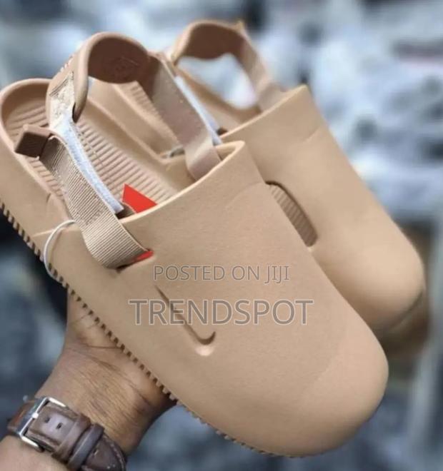 Nike Calm Mules Slides - main view