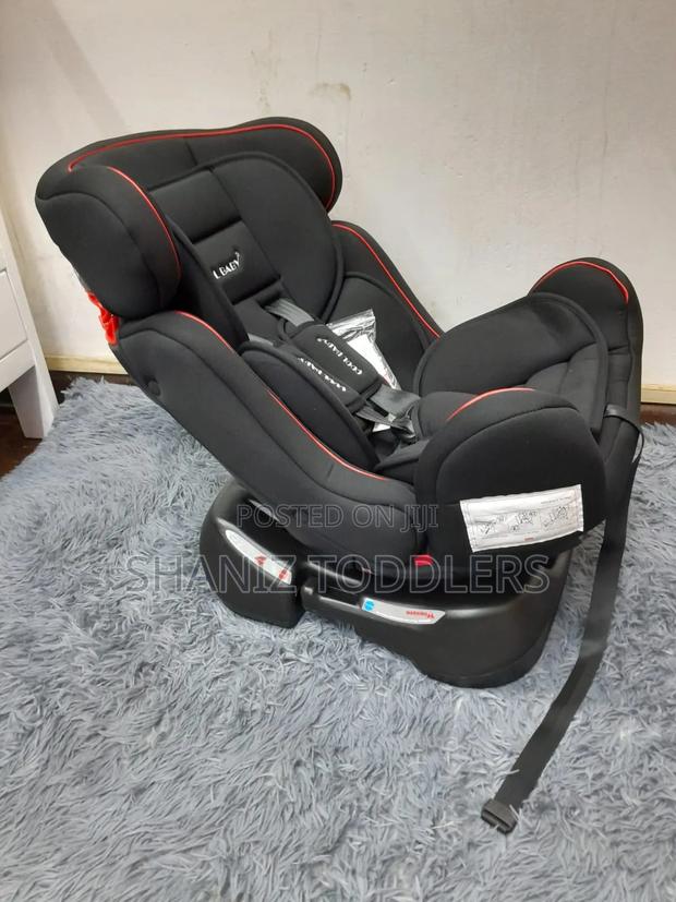 Infant Car Seat * Infant Car Seat - main view