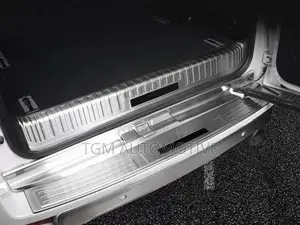 Prado 150 Chrome Boot Panels Set