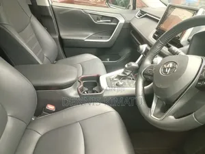Toyota RAV4 2018 White