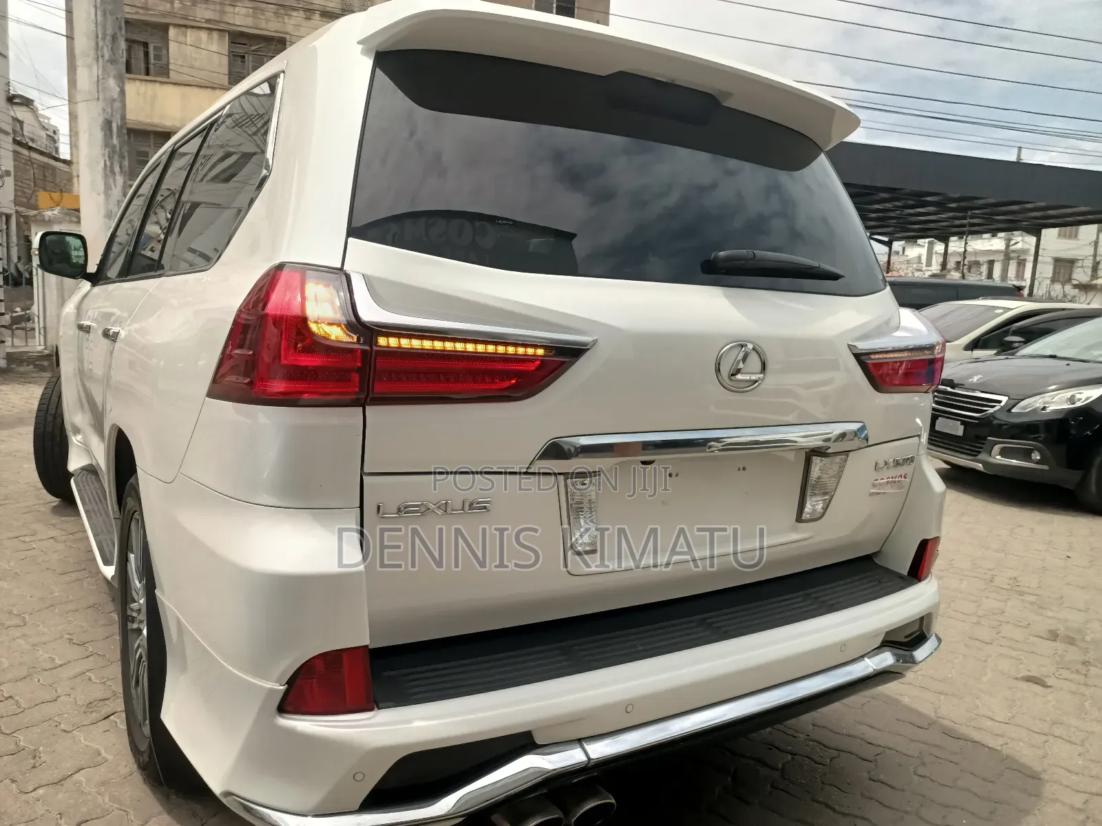 Lexus LX 2017 White