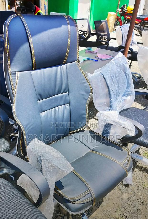 EXECUTIVE Chair Office Chair - thumbnail 3