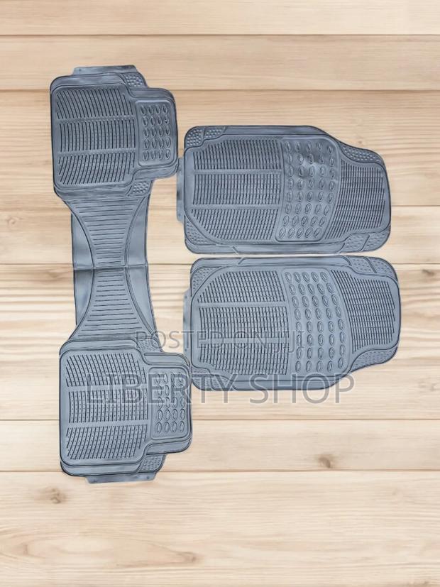 Rubber Universal Conjoined 5 Seater Floor Mats