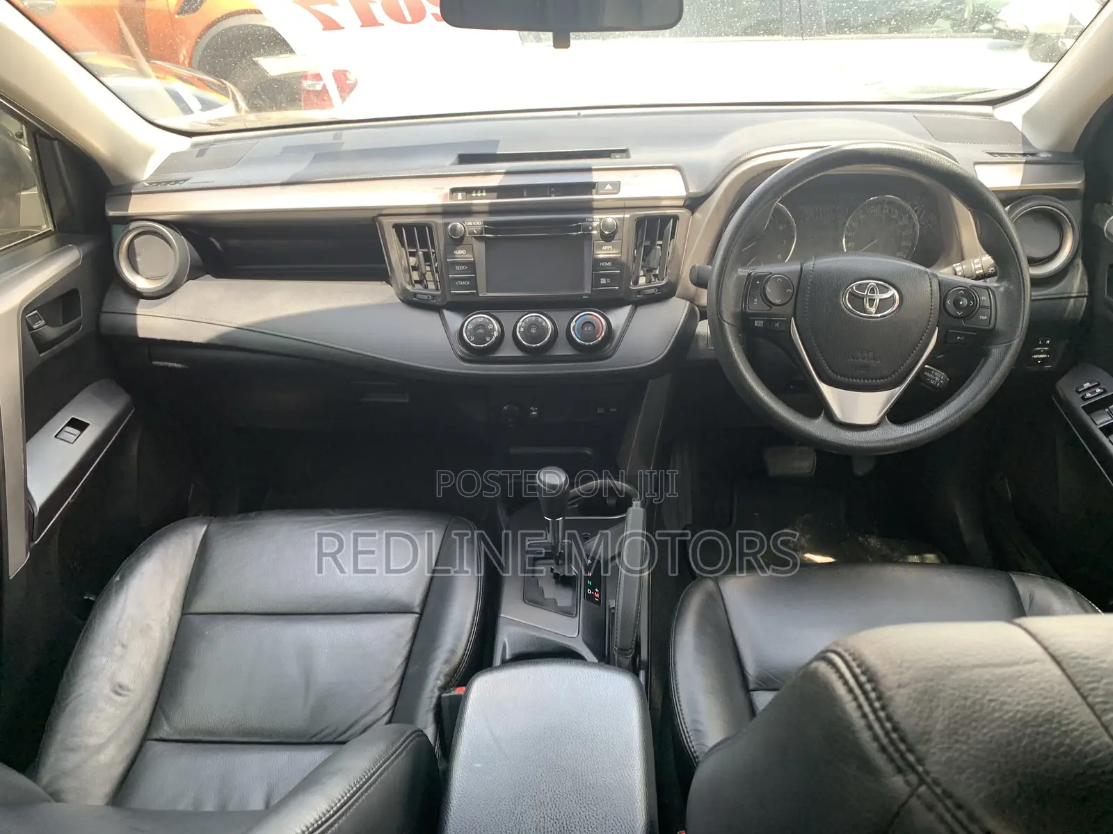 Toyota RAV4 LE FWD (2.5L 4cyl 6A) 2017 Gray
