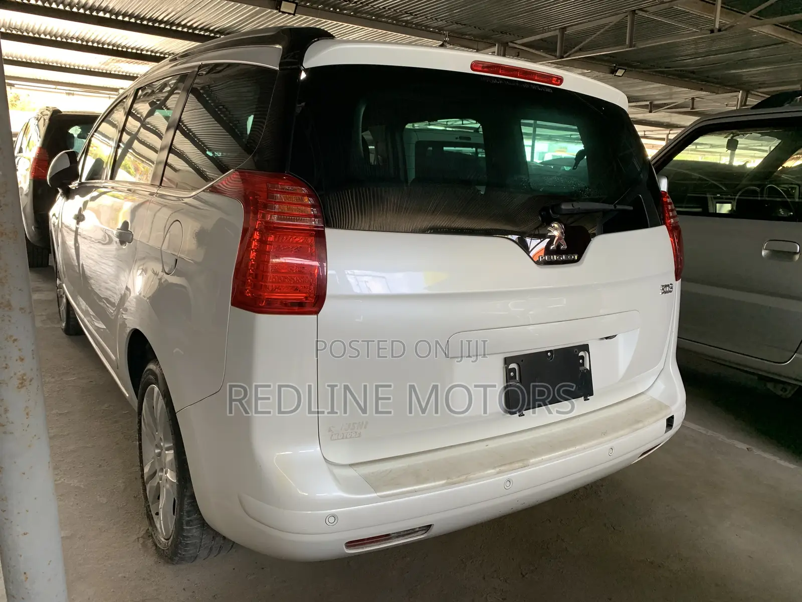 Peugeot 5008 1.2 PureTech Active 2016 White