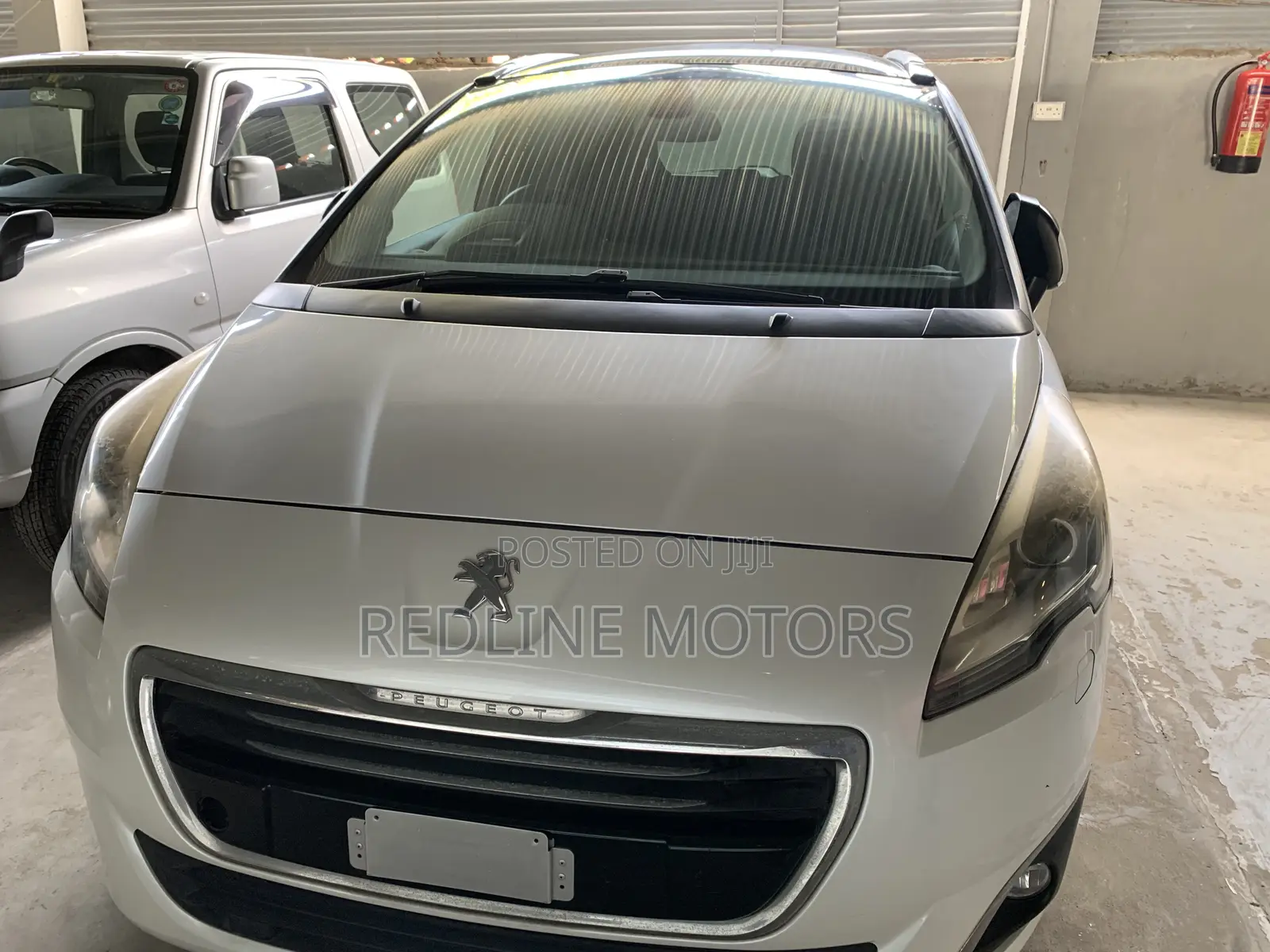 Peugeot 5008 1.2 PureTech Active 2016 Pearl