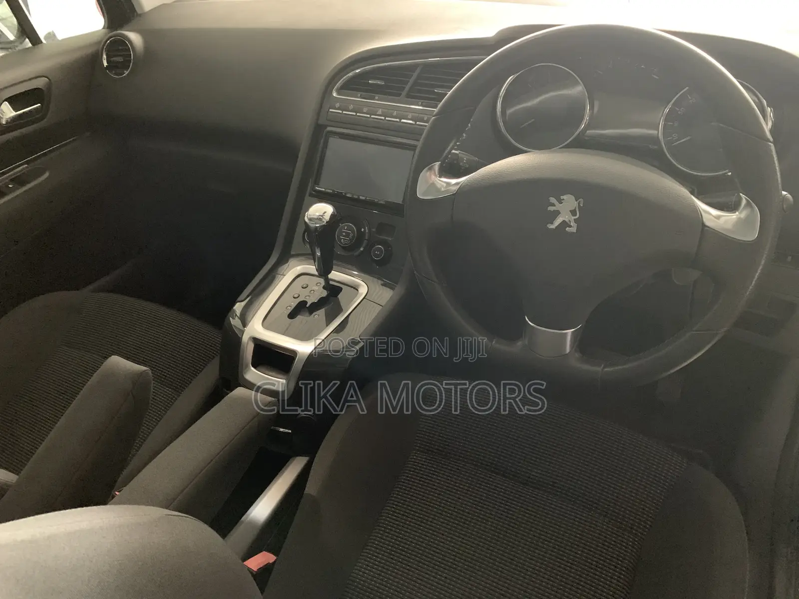 Peugeot 5008 1.2 PureTech Active 2016 Pearl