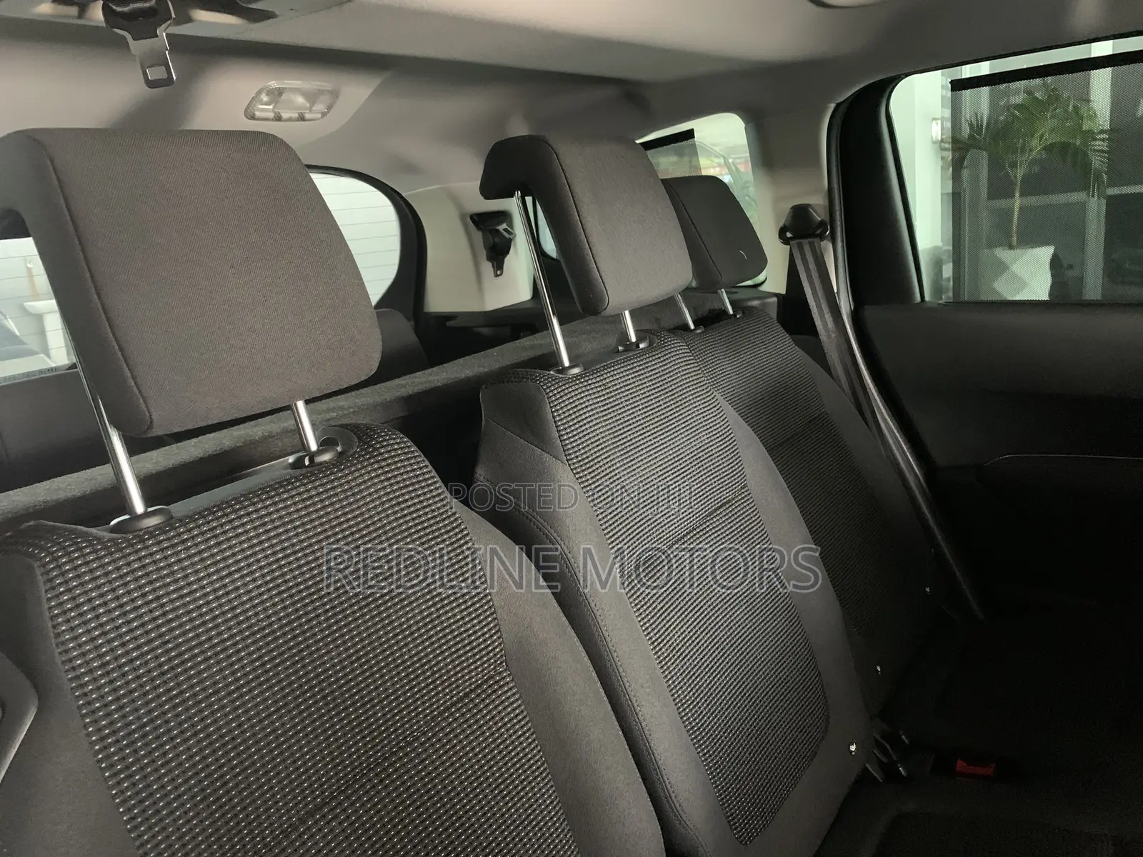Peugeot 5008 1.2 PureTech Active 2016 Pearl