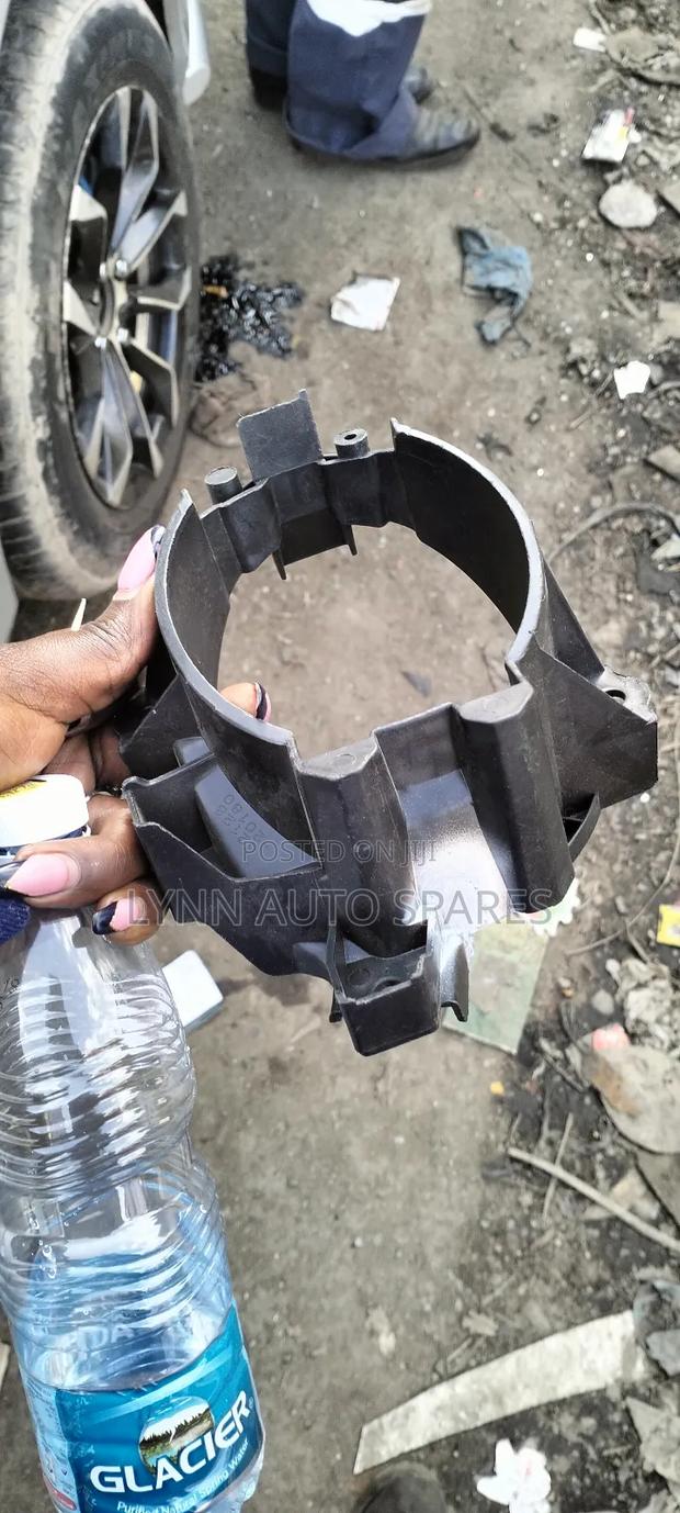 Toyota Premio 260 Inner Cover Foglight - thumbnail 2