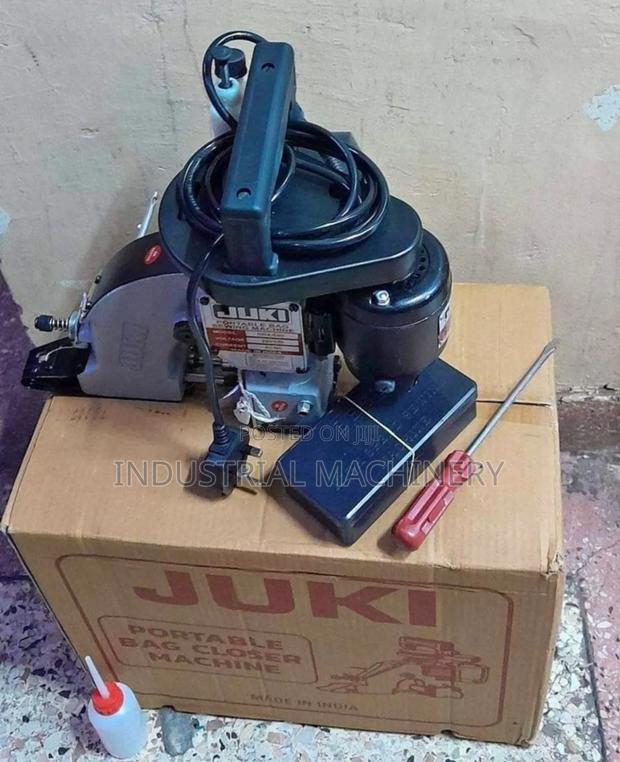 Bag Closer Industrial Sewing Machine - Heavy Duty. - main view