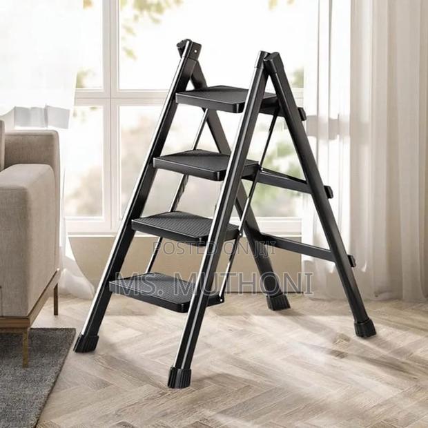 4-Step Foldable Ladder