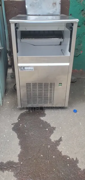 Commercial Ice Cube Machine