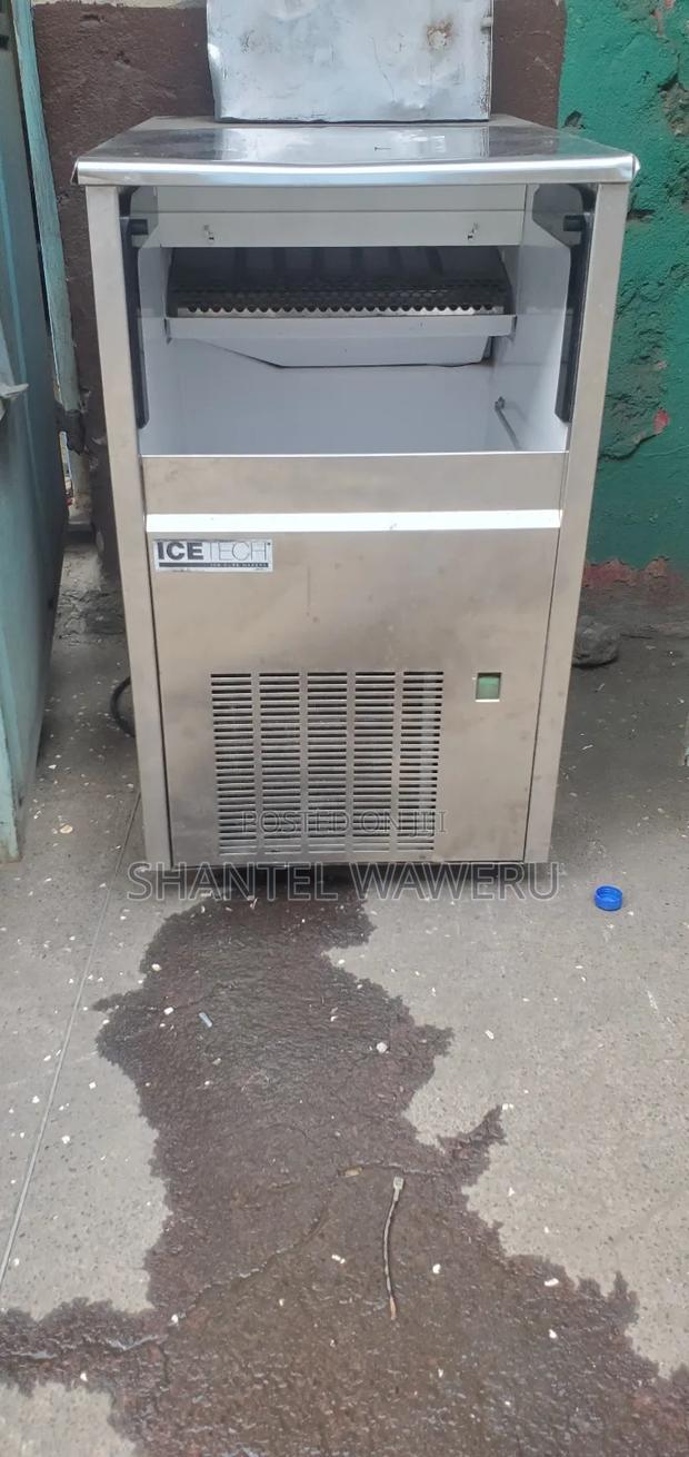 Commercial Ice Cube Machine - main view