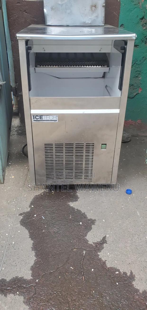 Commercial Ice Cube Machine - thumbnail 3