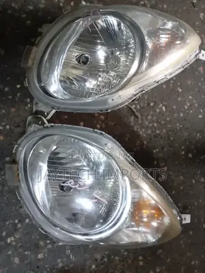 Suzuki Alto 2012 Headlight