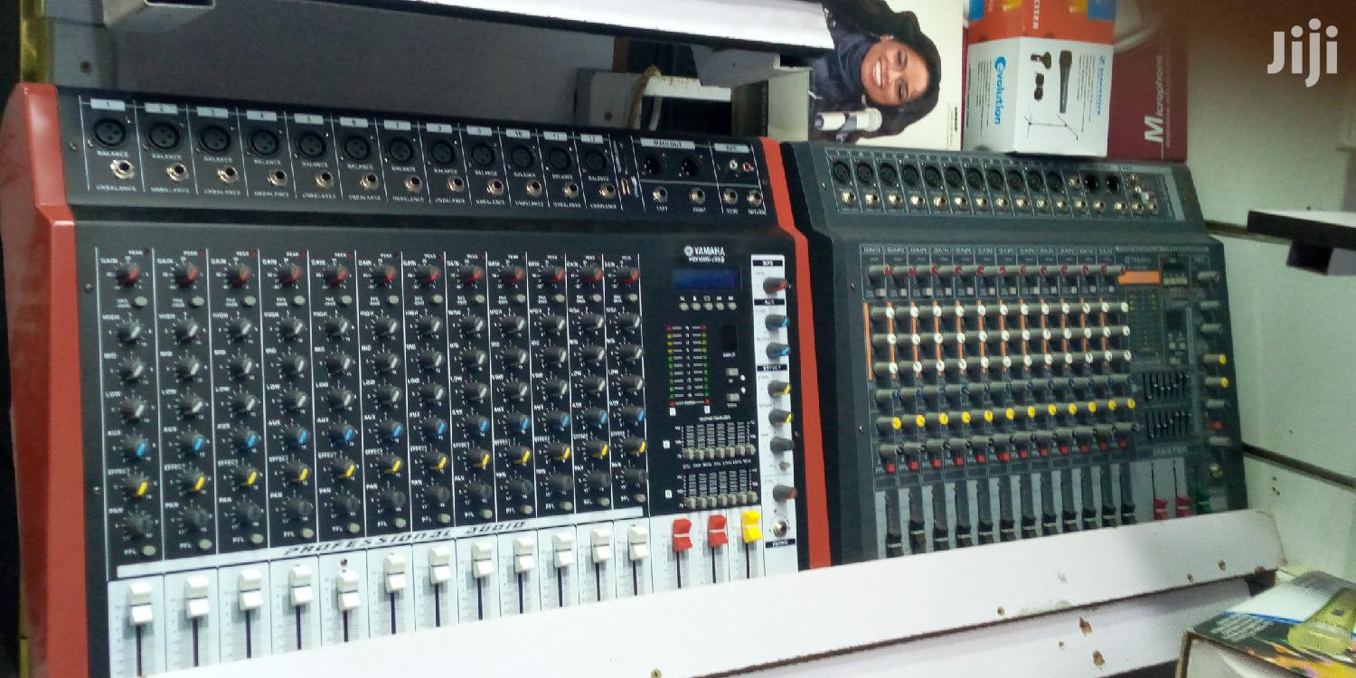 Yamaha 12channel Mixer