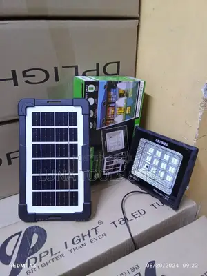 Very Clear Flood Lights With Solar.
