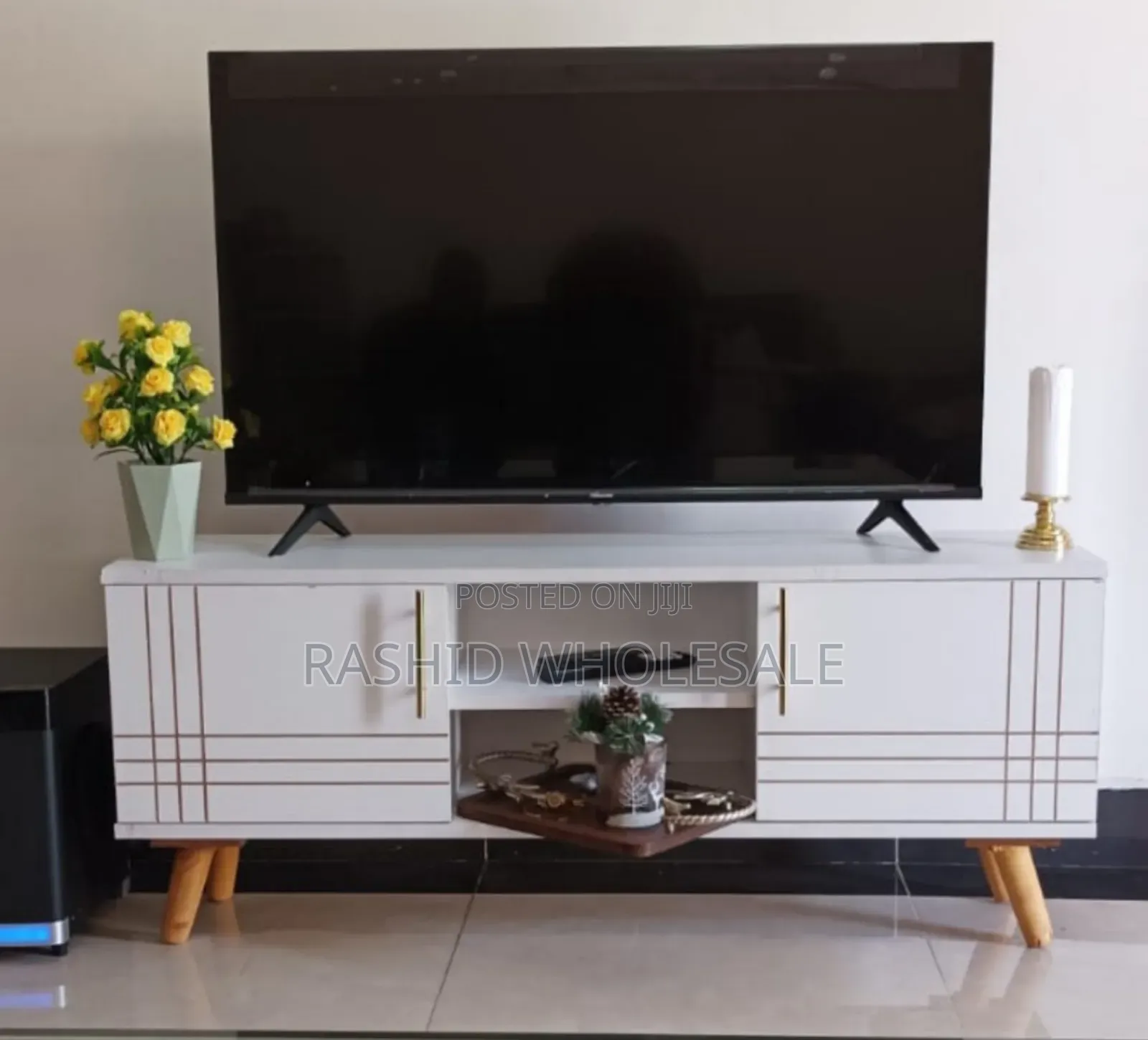 *Sydney 4ft 55" Tv Stand 
.