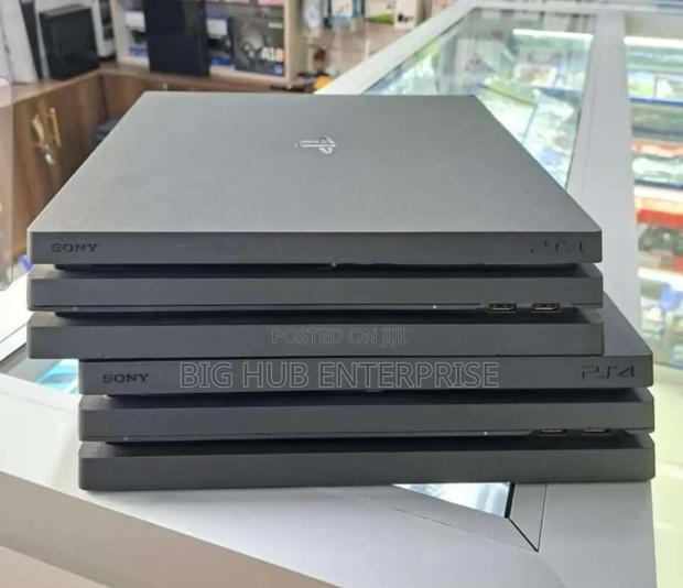 Sony Playstation 4 Slim Gaming Console 500GB -PS4