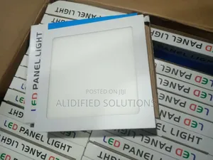 12w Panel Light<>Square Panel Light Warm Colour