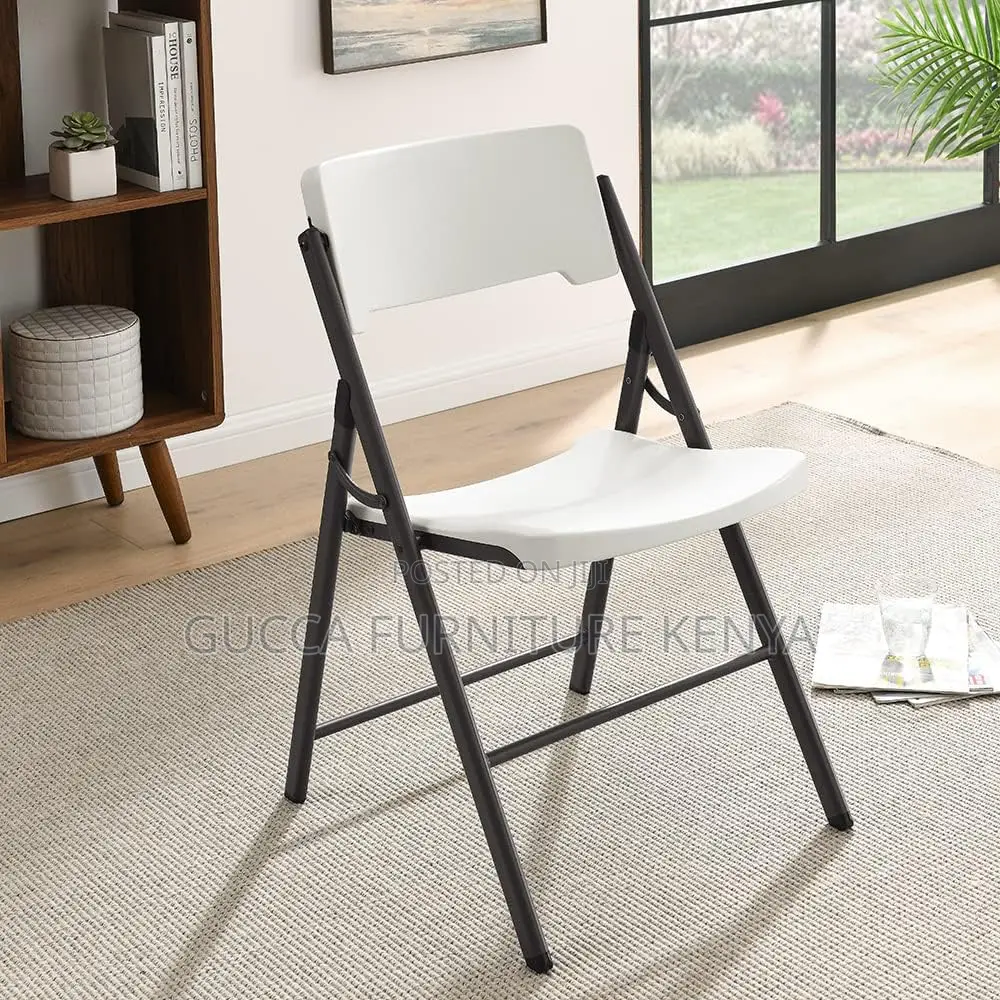 Folding Chair, Ergonomic Swiveling Back Seat