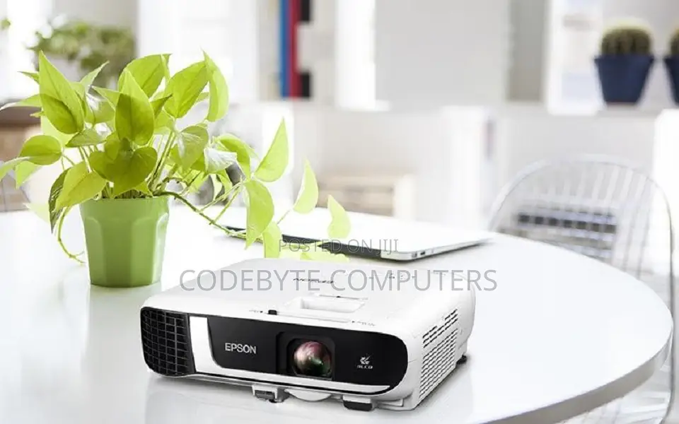 Epson EB-FH52 Multimedia Projector