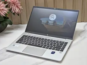 New Laptop HP EliteBook 640 G10 16GB Intel Core I7 SSD 1T