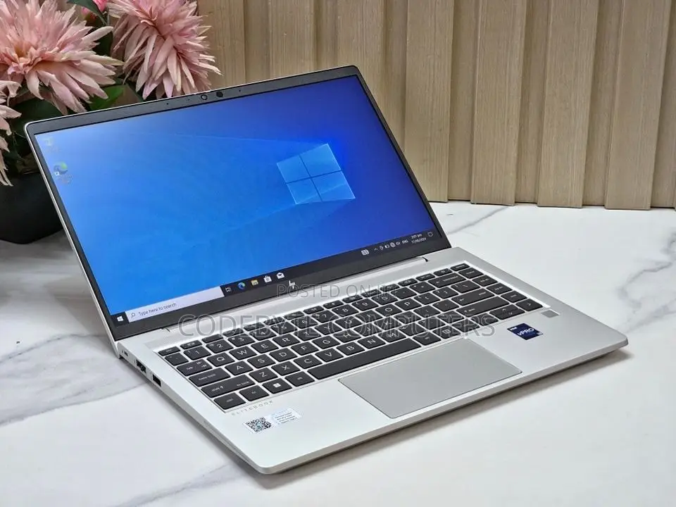 New Laptop HP EliteBook 640 G10 16GB Intel Core I7 SSD 1T