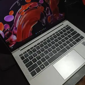 New Laptop HP EliteBook 830 G9 16GB Intel Core I7 SSD 512GB