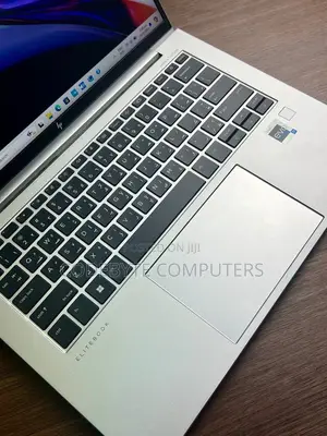 New Laptop HP EliteBook 840 10 16GB Intel Core I7 SSD 512GB