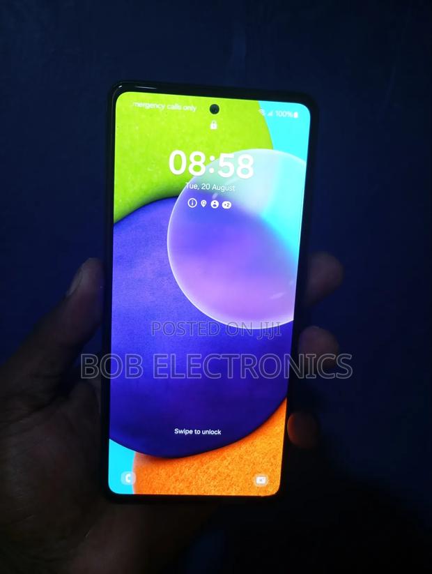 Samsung Galaxy A52 5G 128 GB Black - main view