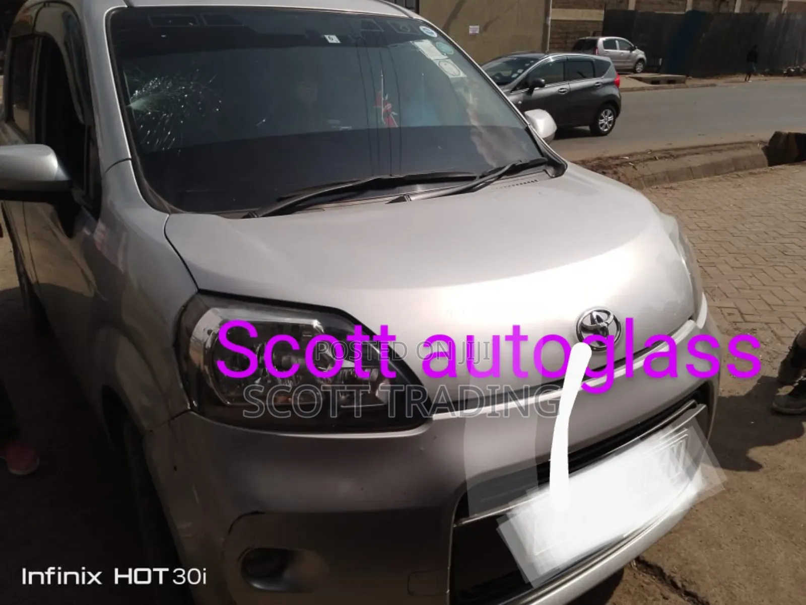 Toyota Spade 2015 Windshield