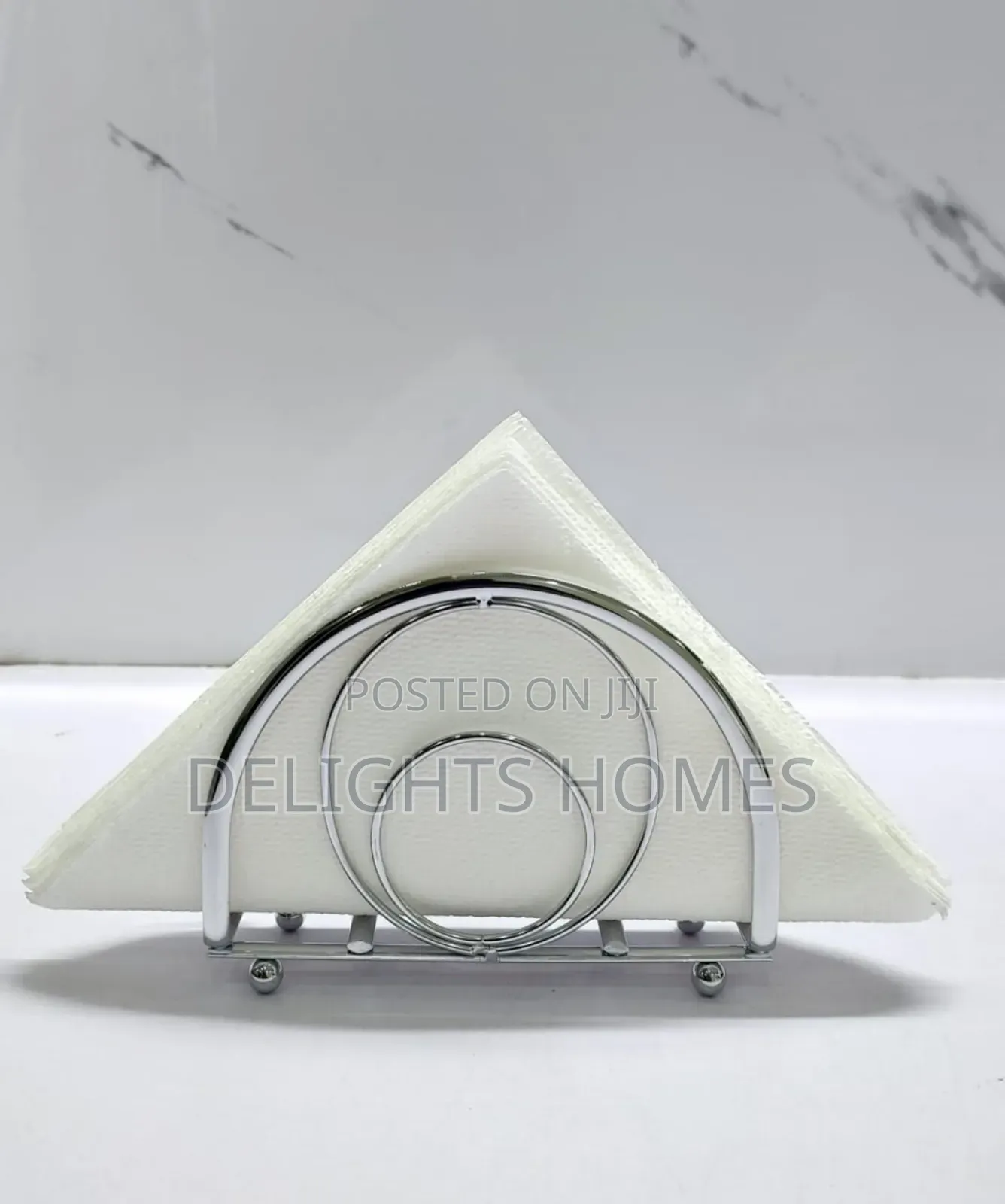 Metallic Serviet Holder