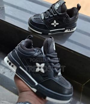 Lv Trainer White !! Kids 30____35 at Ksh2500 - thumbnail 2