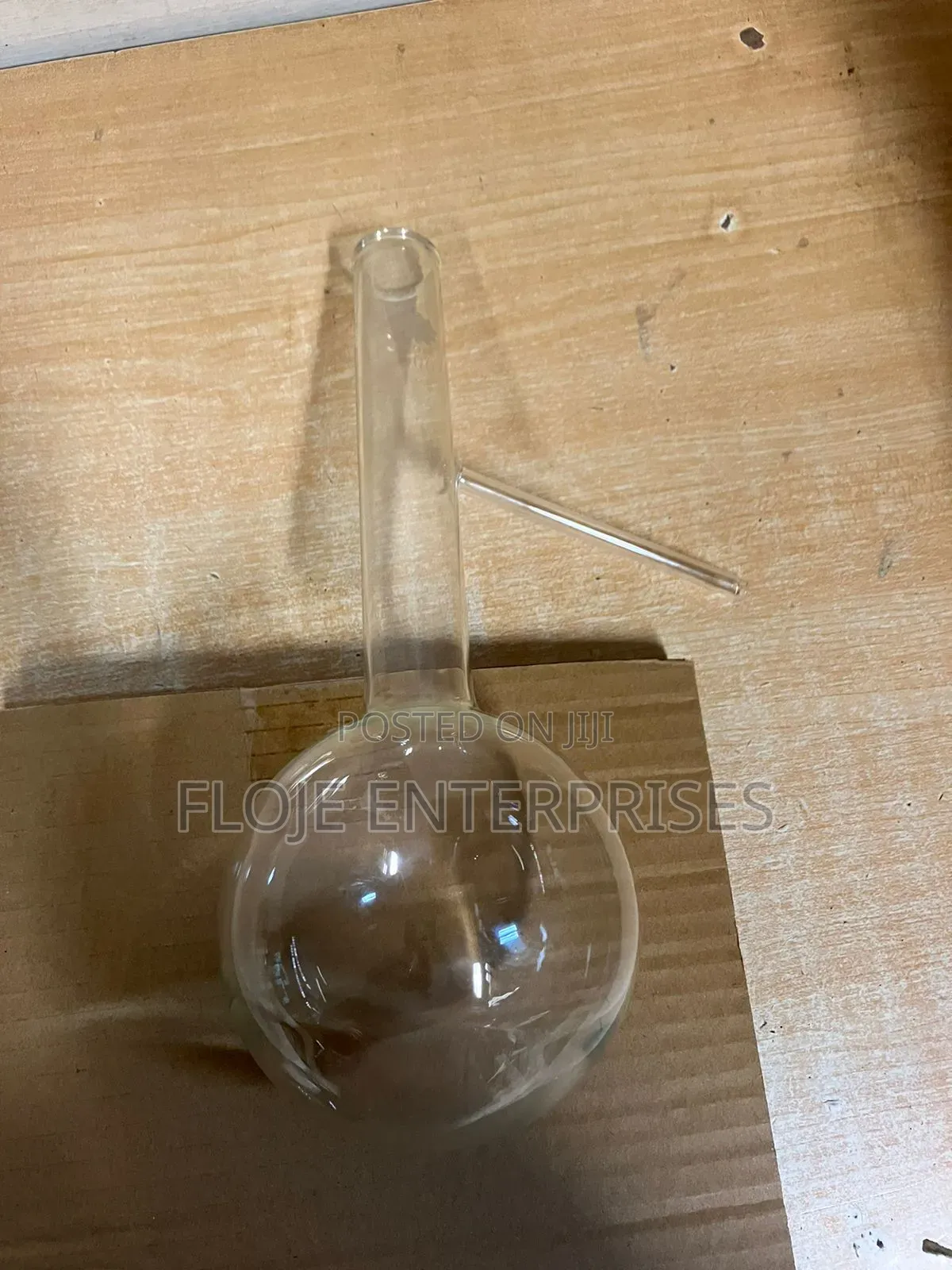 Distillation Flask With Side Arm 500 Ml