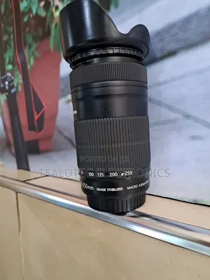 Canon Lense