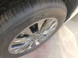 Toyota Land Cruiser 2023 White
